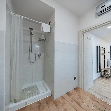 Historic Hub - Crociere A 10 Min - Ac - Wifi Gratis Apartamento Savona